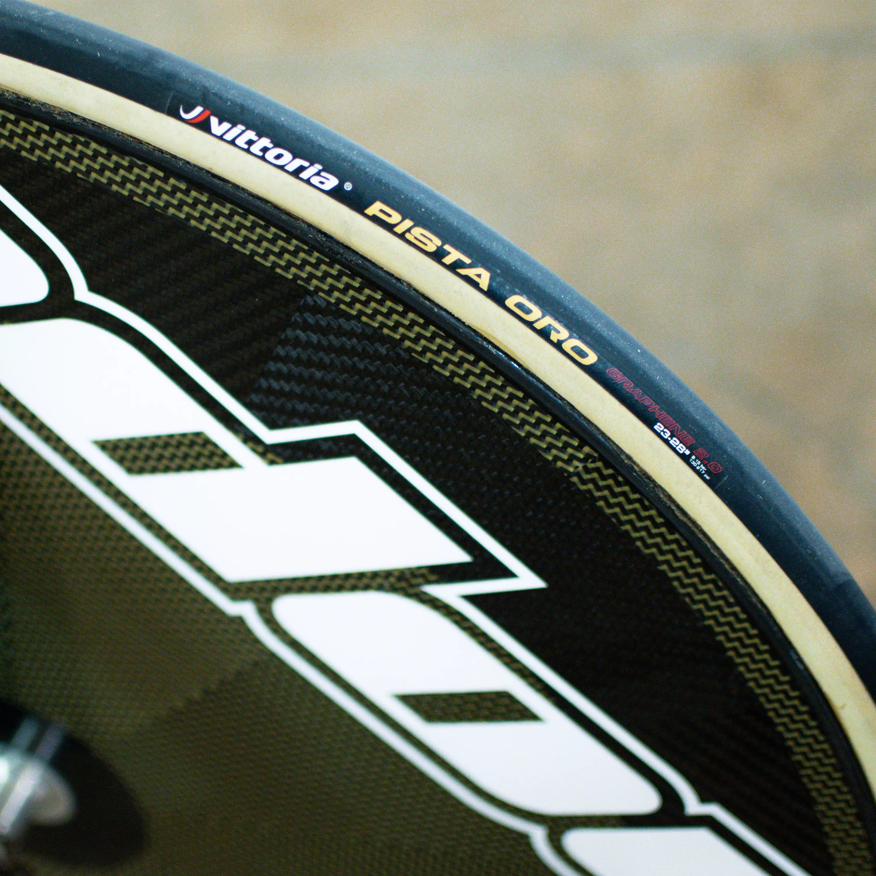 418-pista-oro-tubular-3.webp Pista Oro Tubular